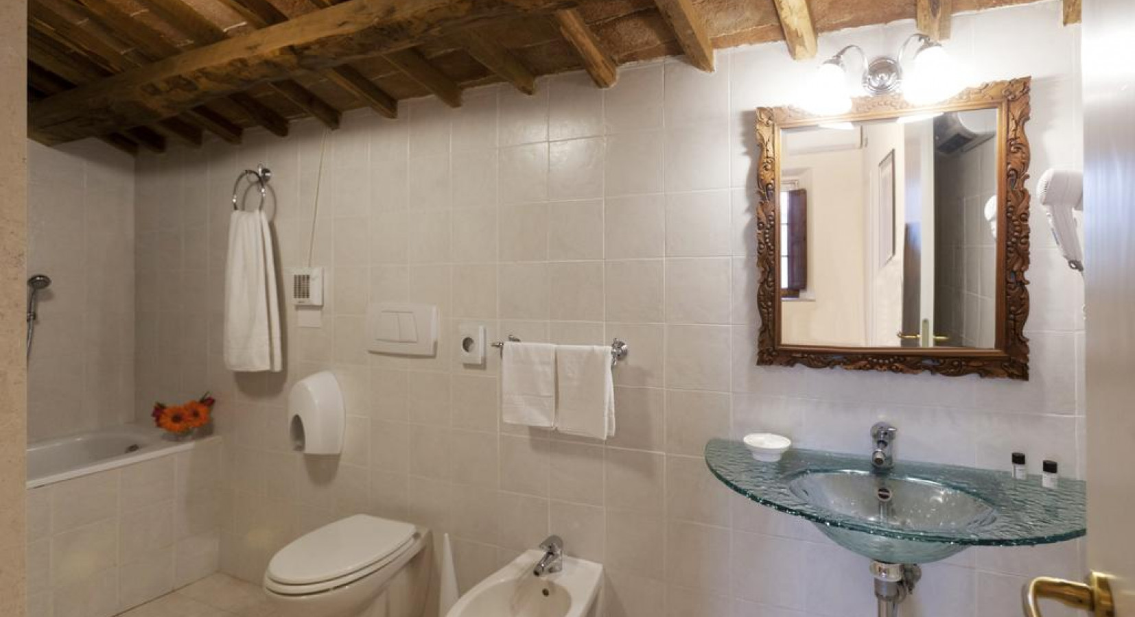 En Suite Bathroom