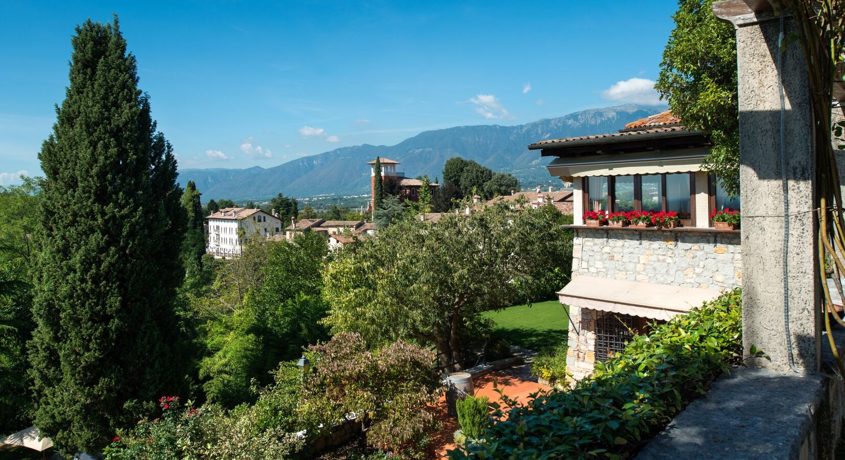 Hotel Villa Cipriani 1