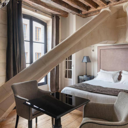 The 9 Best Hotels in the 4th Arrondissement