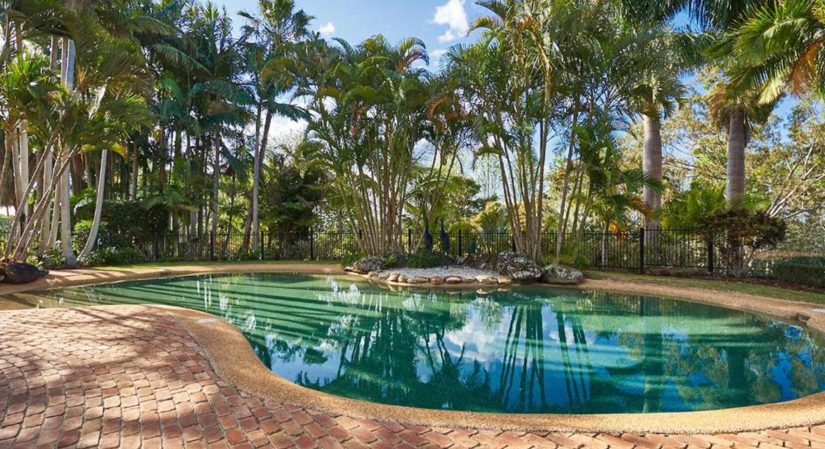 Saltwater Swimming Pool 