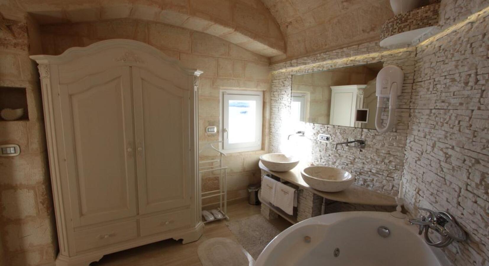 En Suite Bathroom