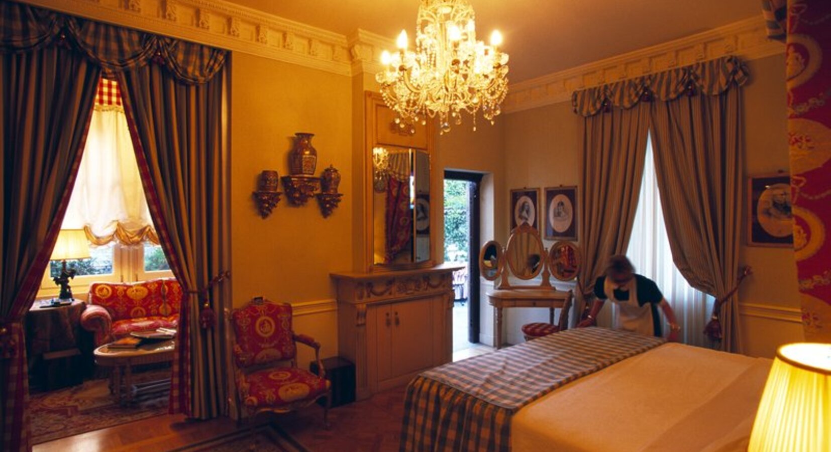 Suite Interior