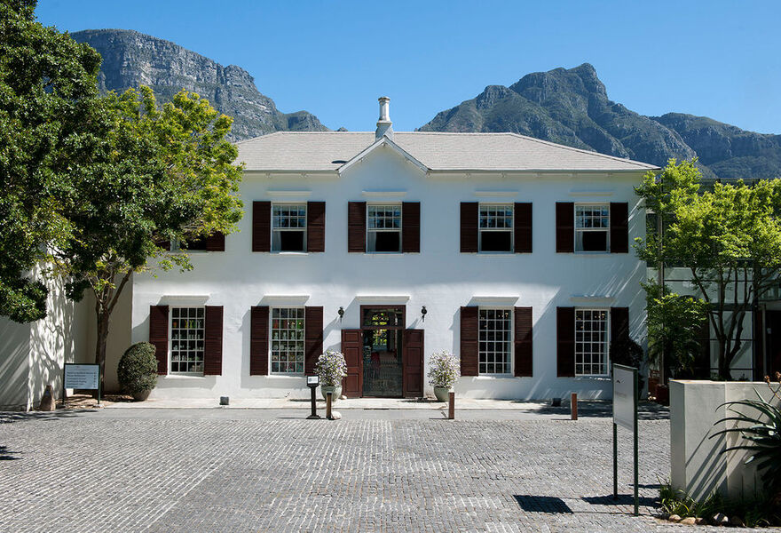 Vineyard Hotel