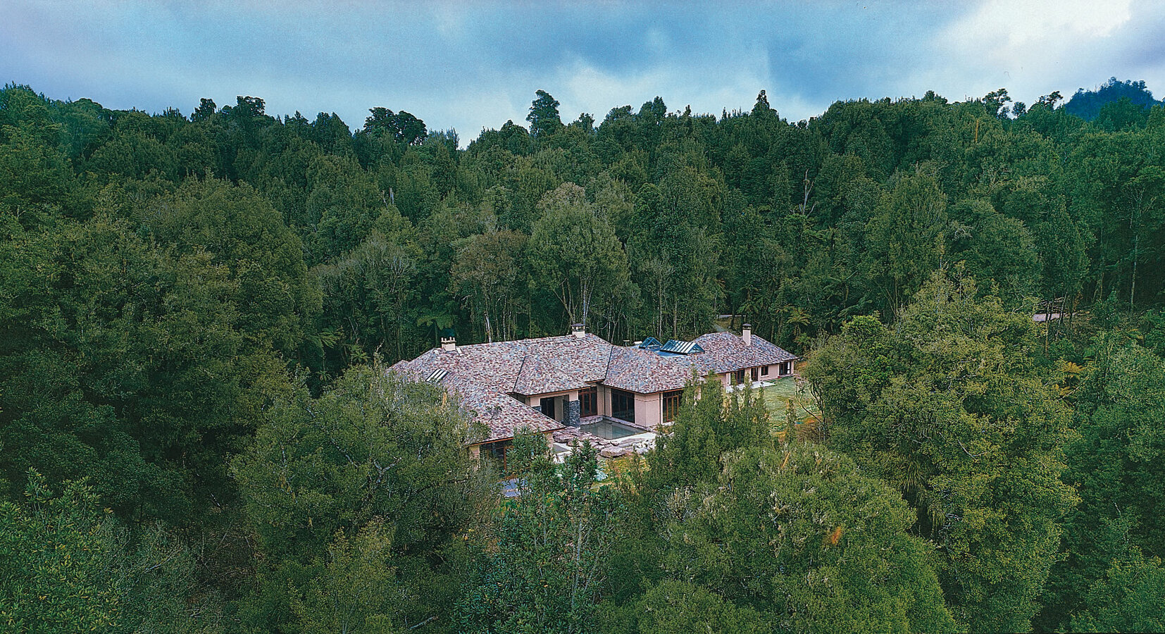 Photo of Treetops Lodge and Estate