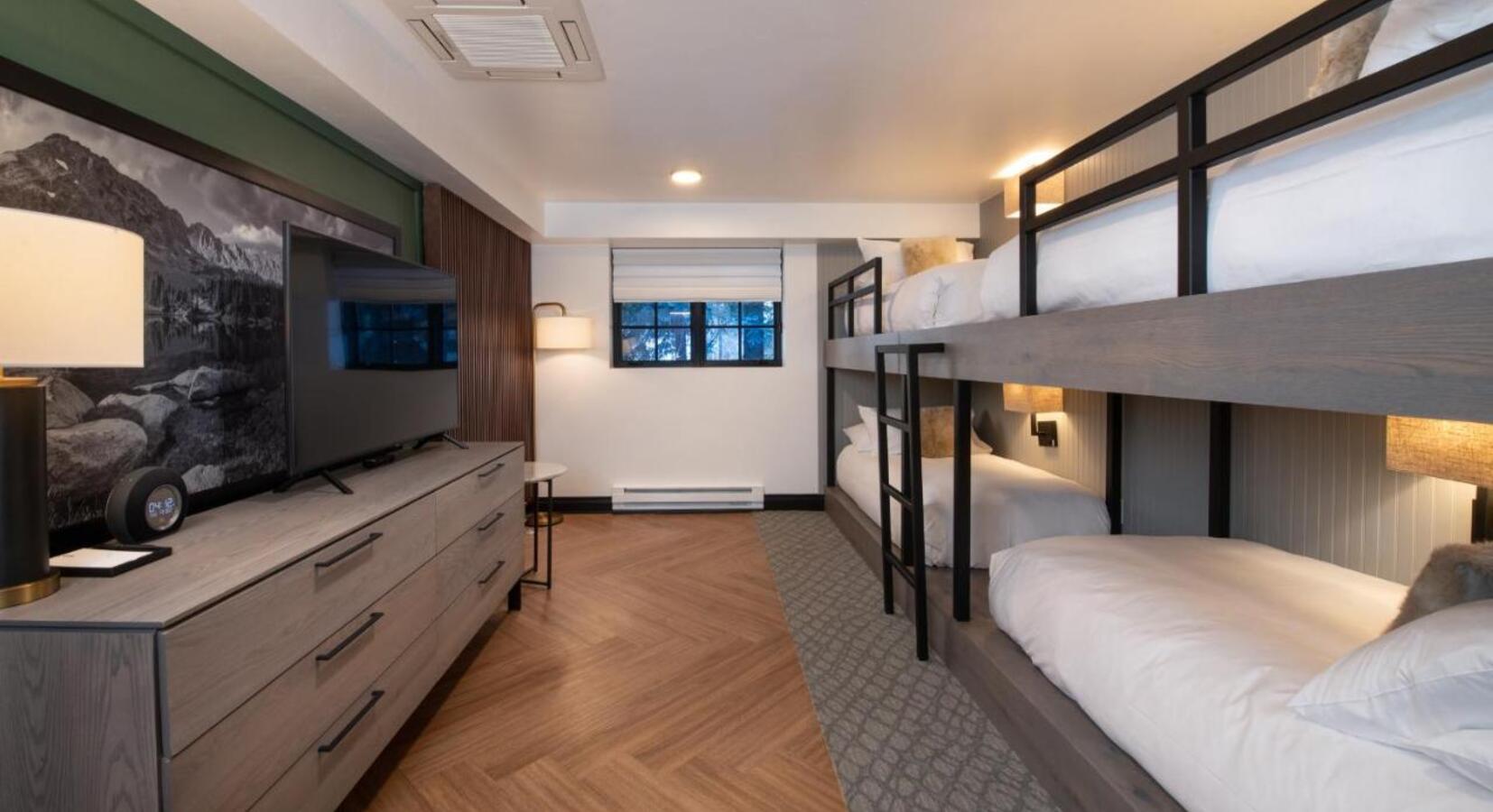 Quad Bunk Room