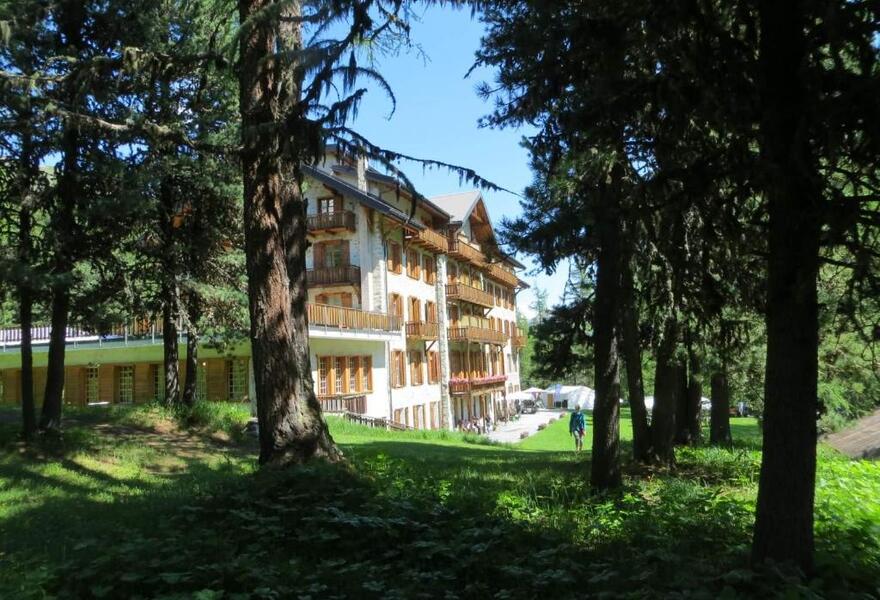 Grand Hotel & Kurhaus Arolla