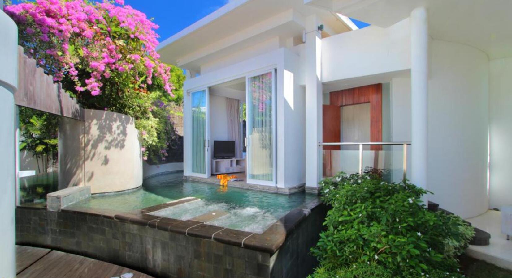 Photo of Taman Mesari Luxury Villas