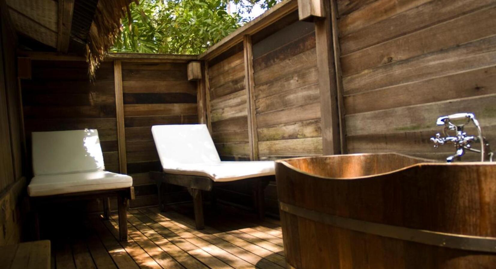 Exterior Bathtub