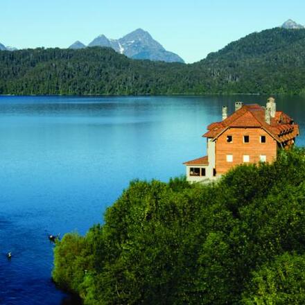 Correntoso Lake & River Hotel