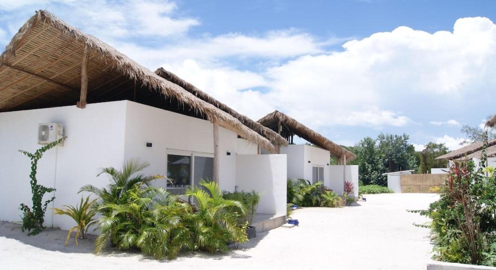 Rooms with Sea View