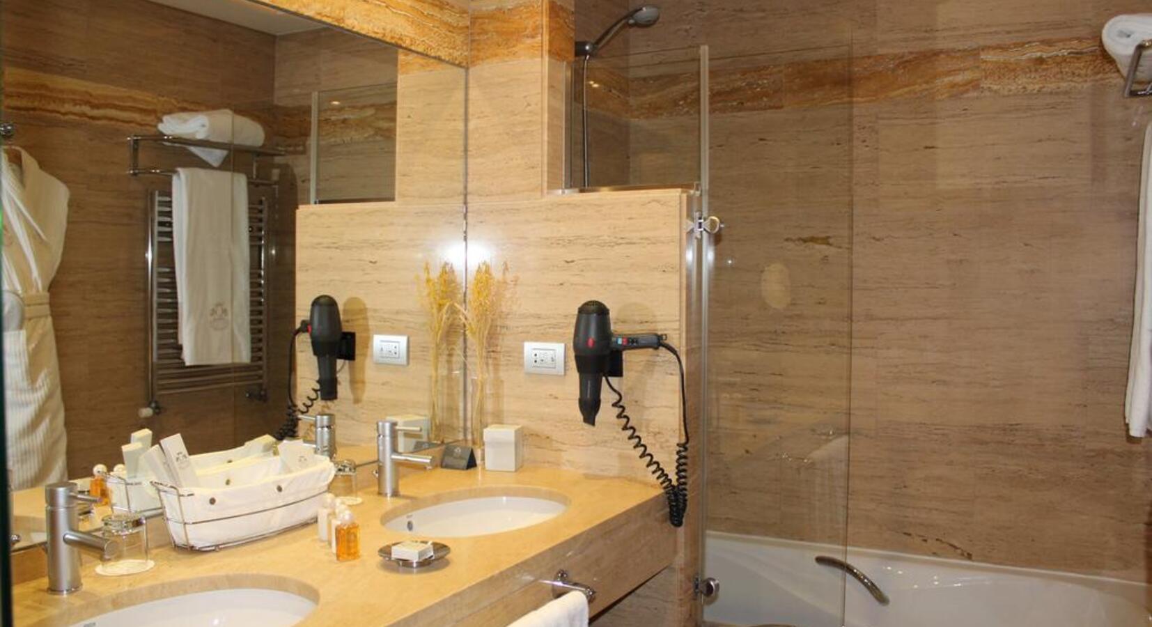 En Suite Bathroom