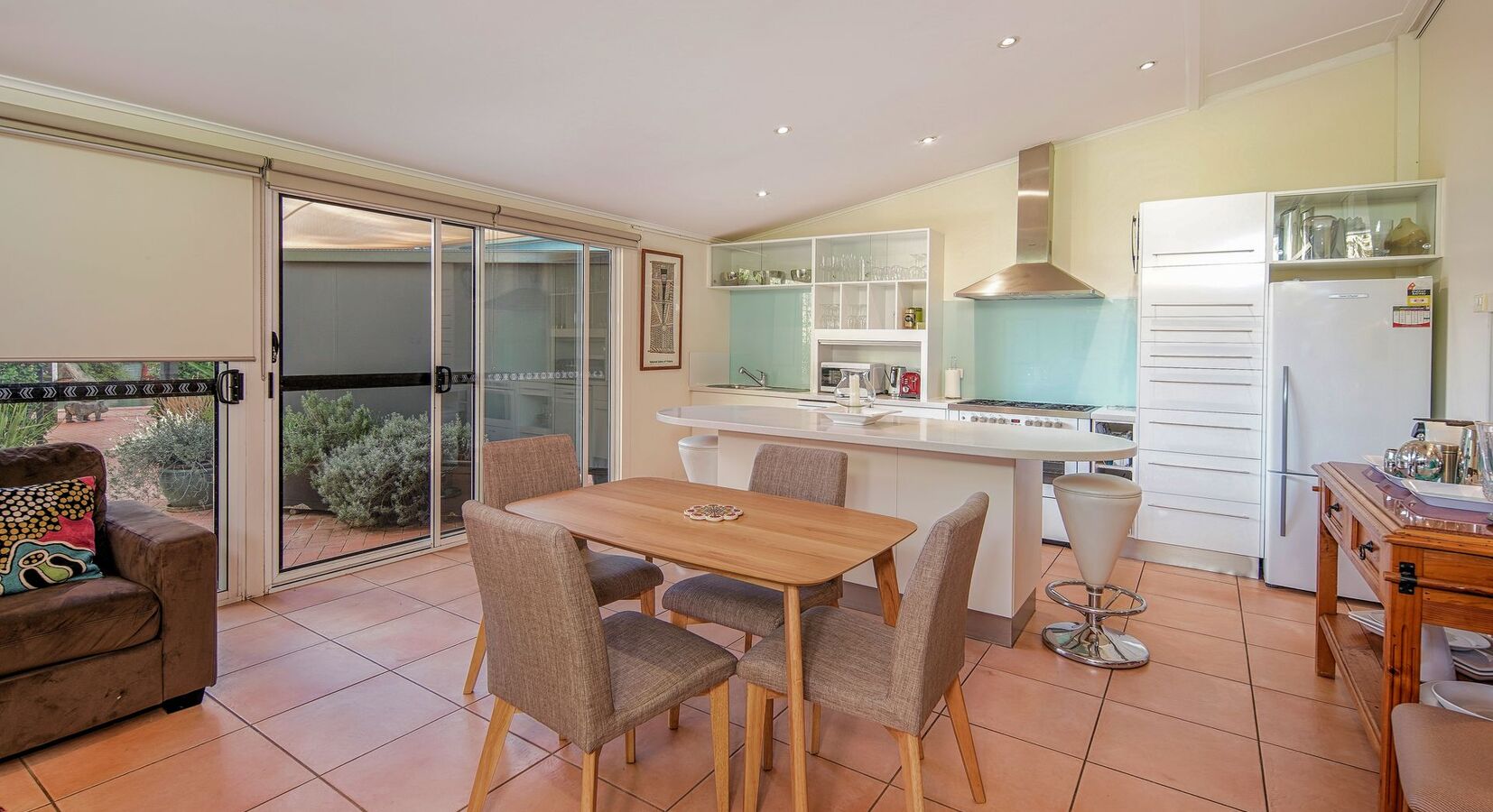 Pond Apartment - Kitchen 