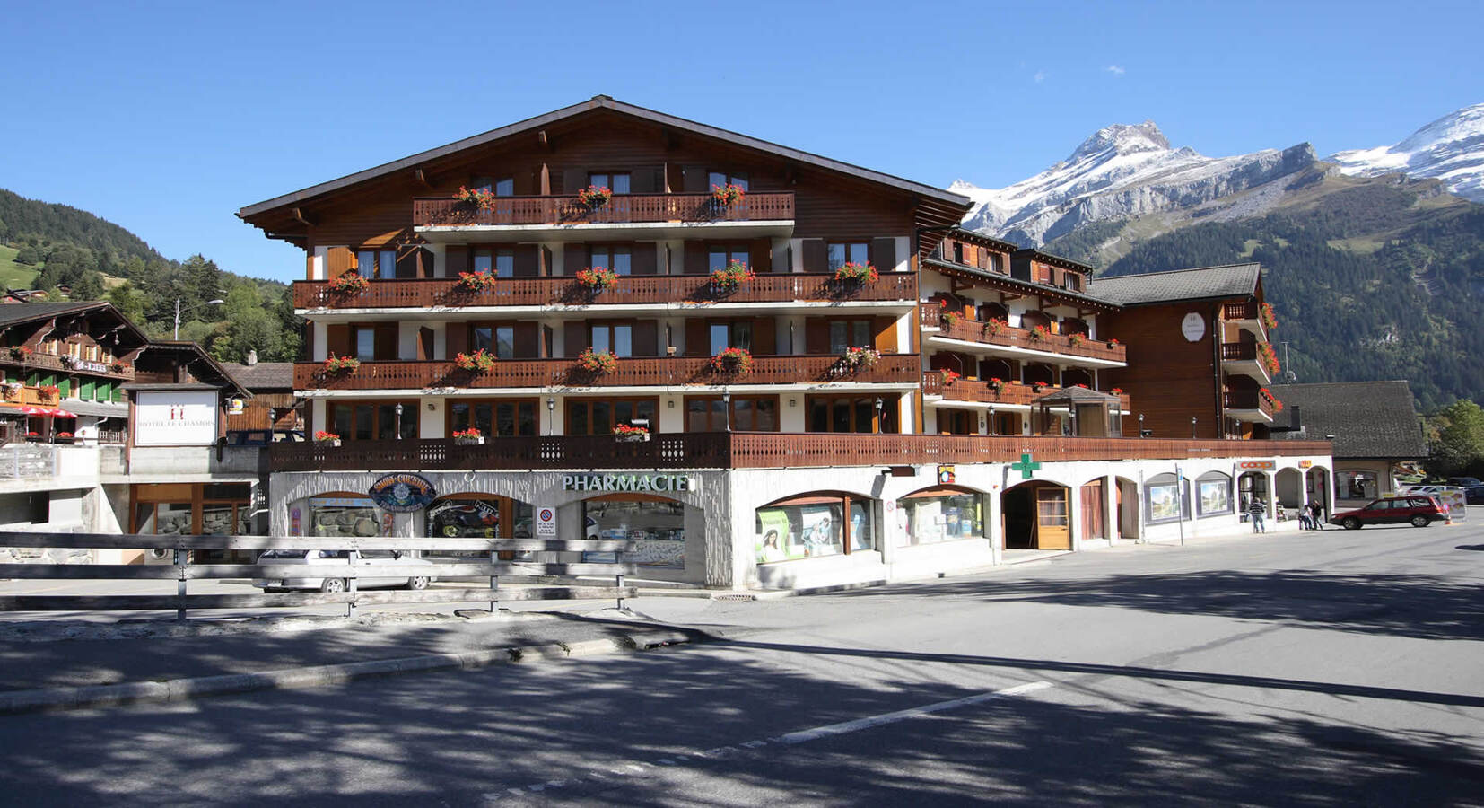 Photo de Hotel Le Chamois