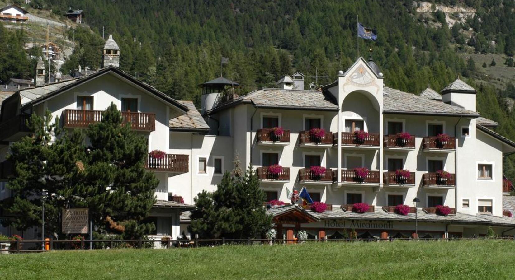 Hotel Exterior