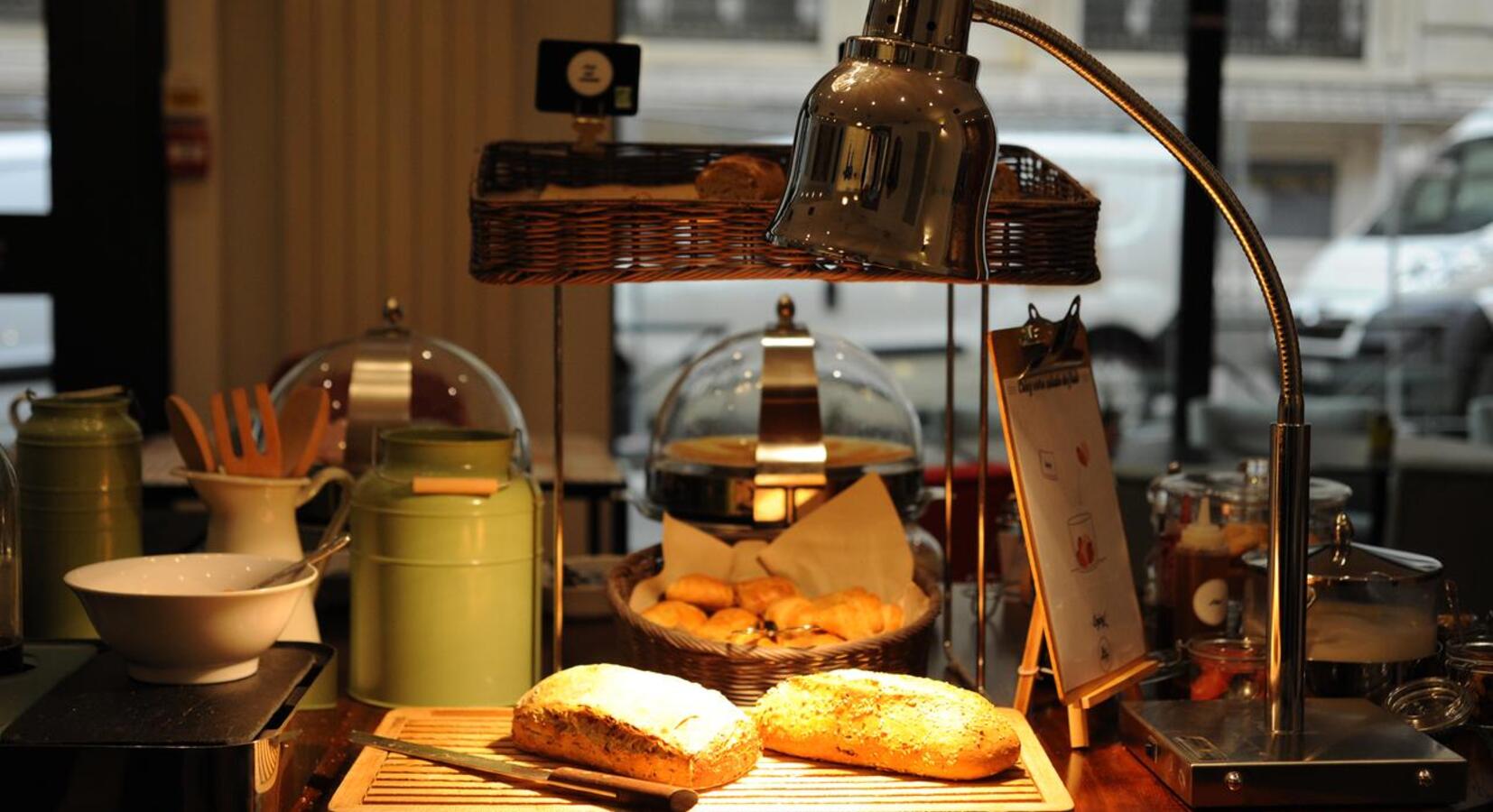 Hotel breakfast bar