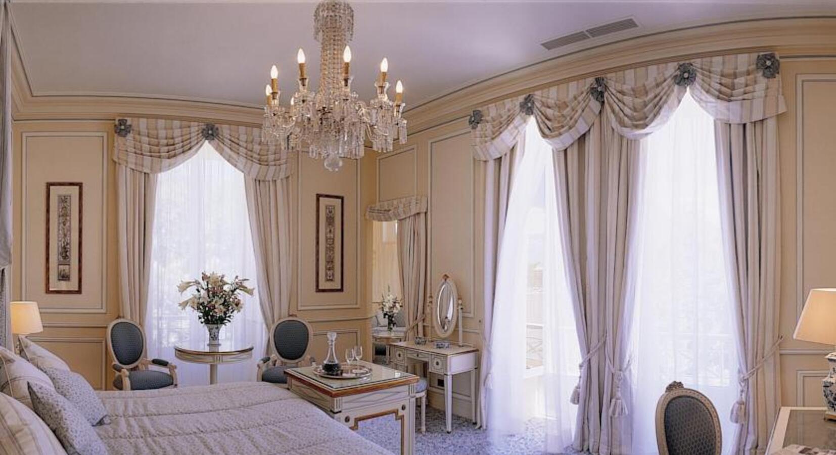 Palace Deluxe Room