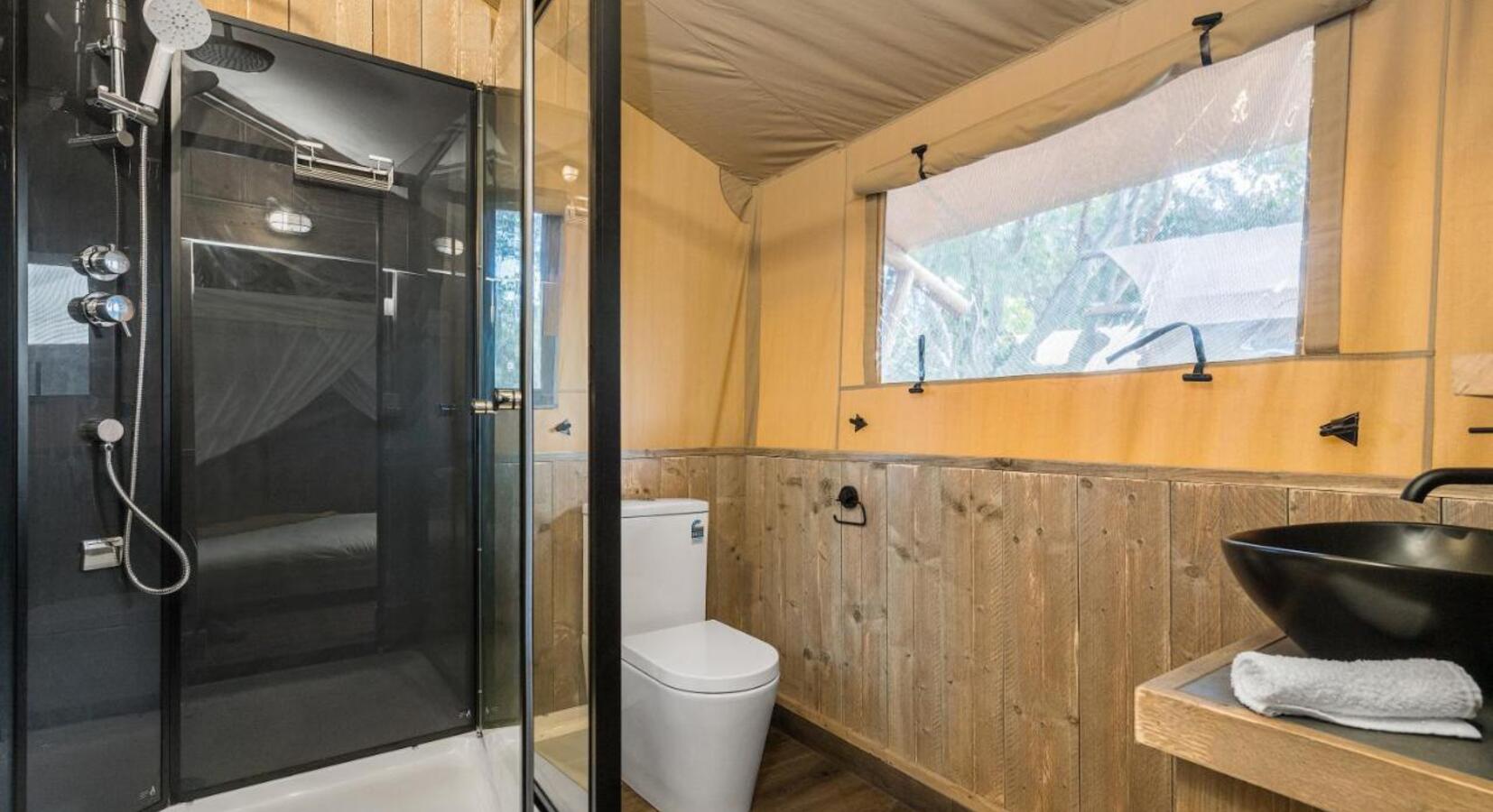 Luxury Tent Bathroom