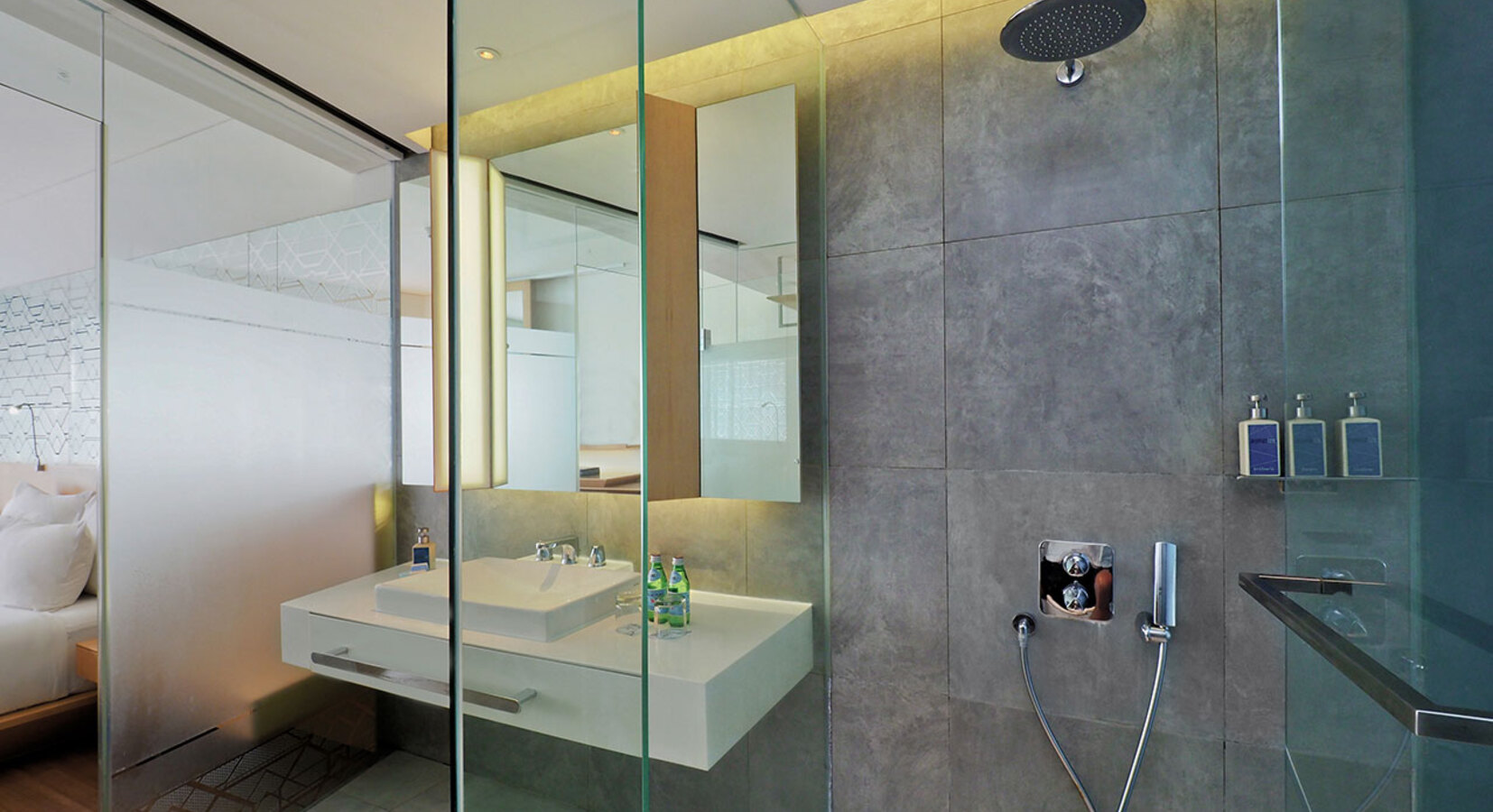 Deluxe Double Shower Room