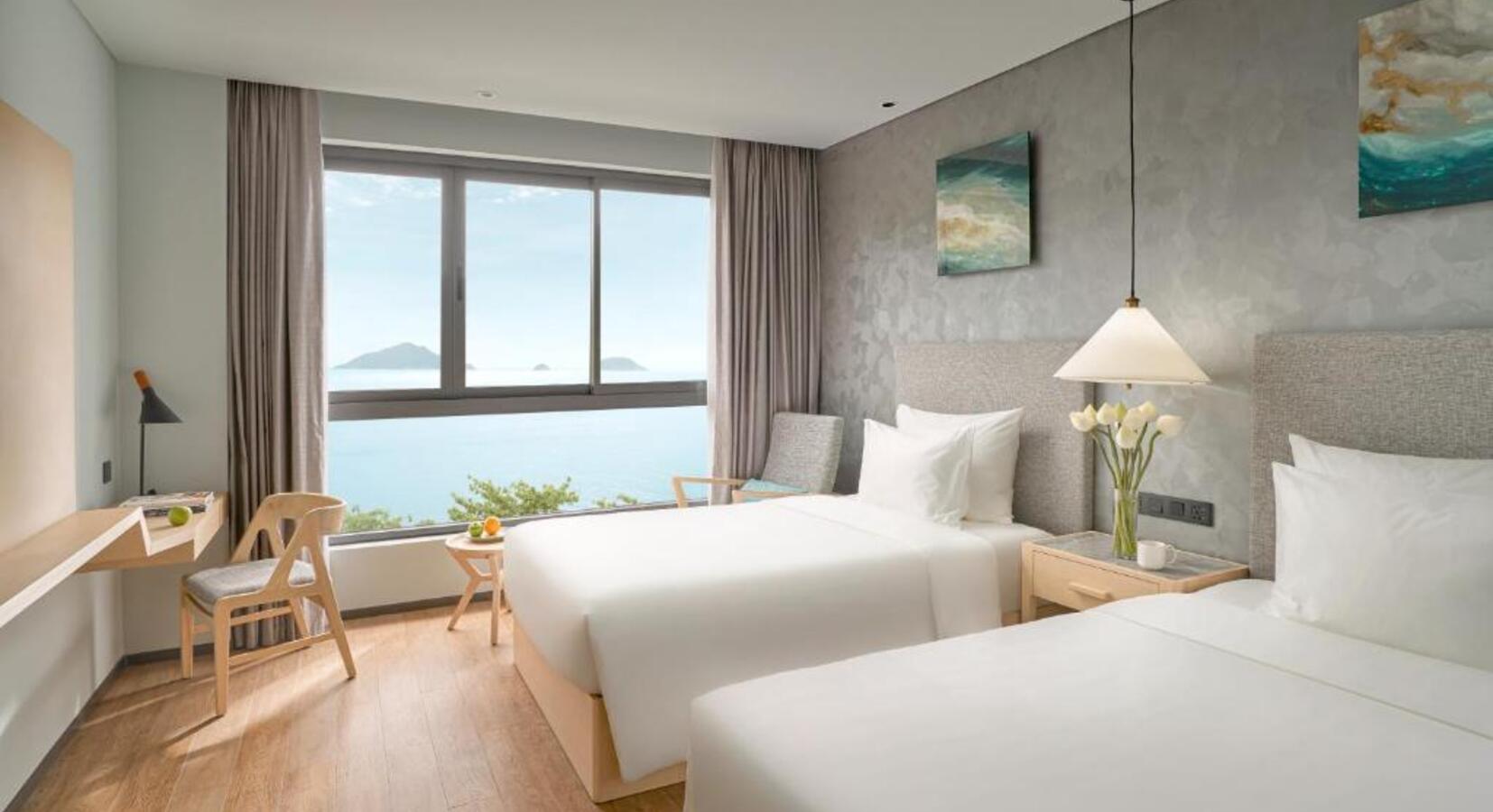 Deluxe Twin Room with Ocean View