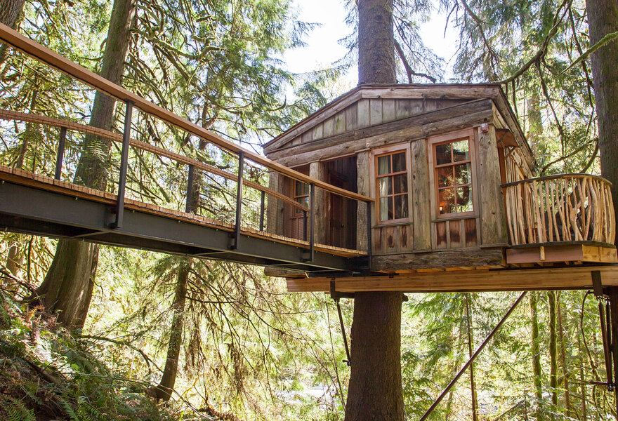 Treehouse Point