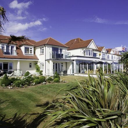 The Roslin Beach Hotel