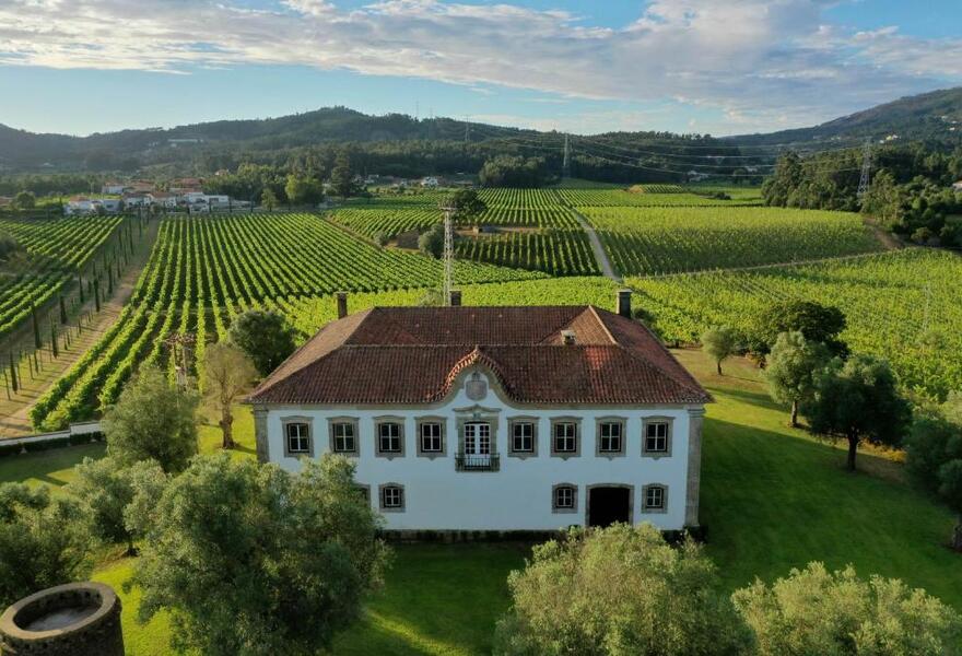 Terra Rosa Country House & Vineyards