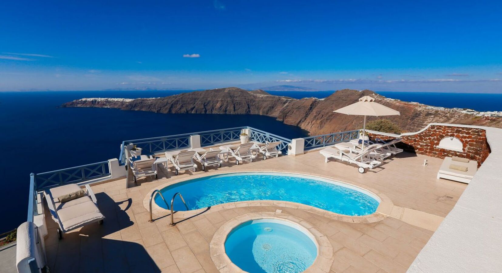 Pool and hot tub