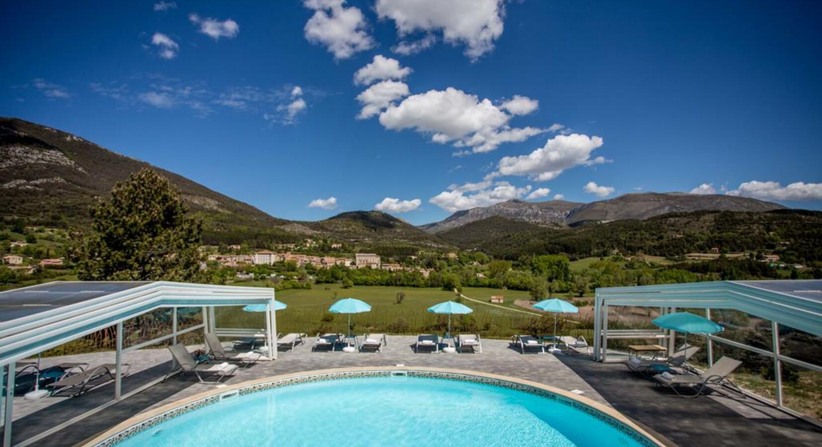 Swimming pool and view