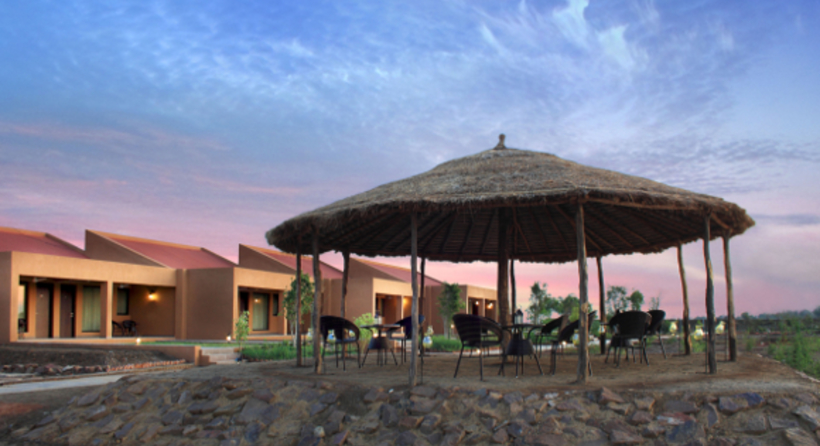 Outdoor dining in the gazebo