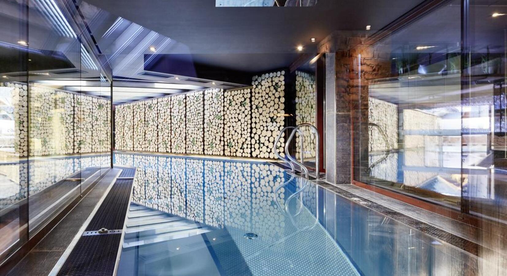 Indoor swimming pool