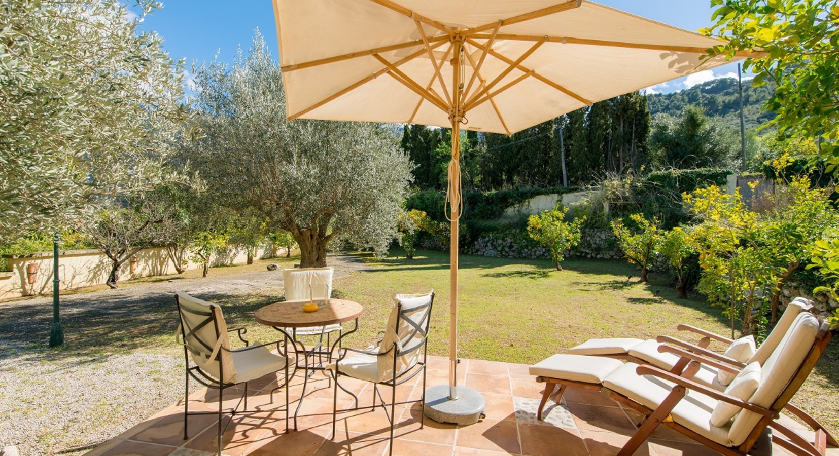 Guest Room terrace