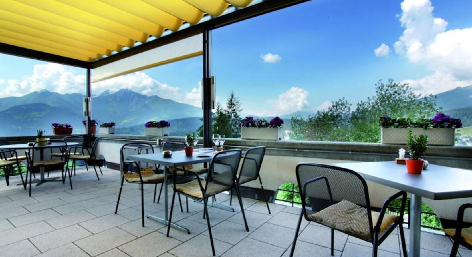 Outdoor Dining at the Terrace