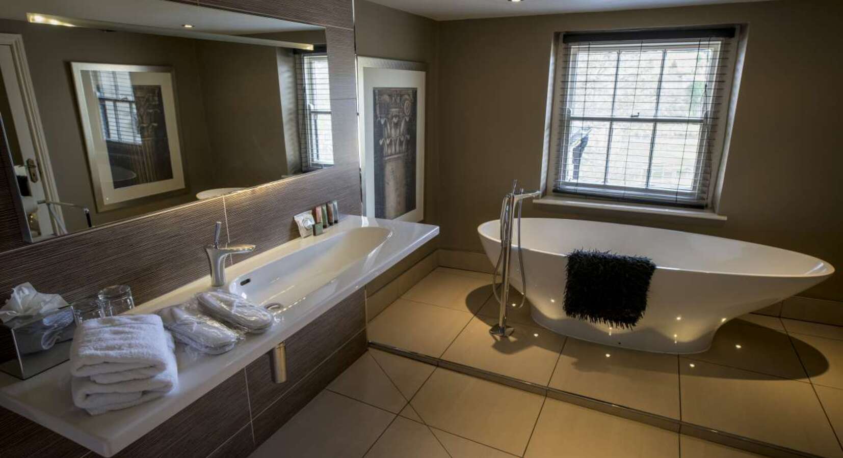 En Suite Bathroom