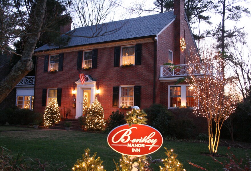 Bentley Manor Inn 