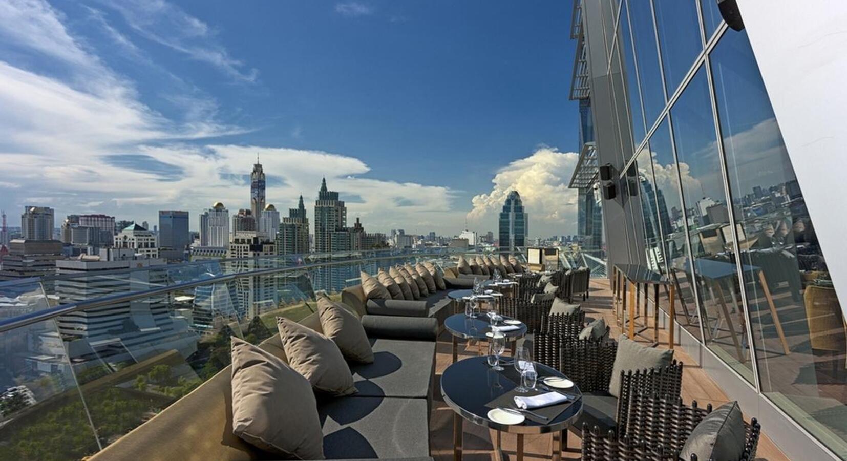 Outdoor bar dining area