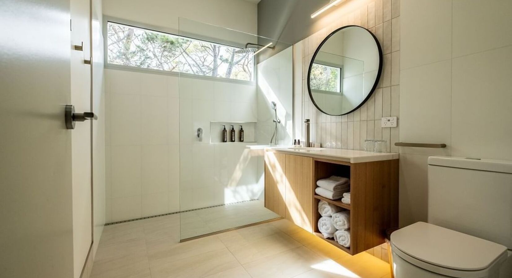 Bushland Cabin - Bathroom 