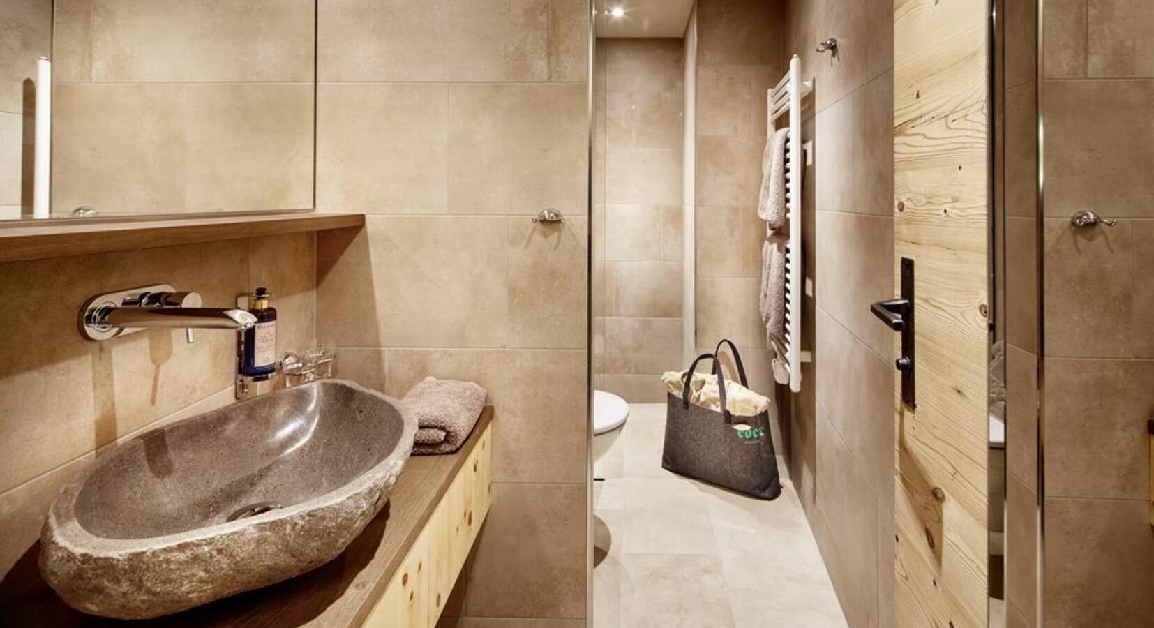 En suite bathroom