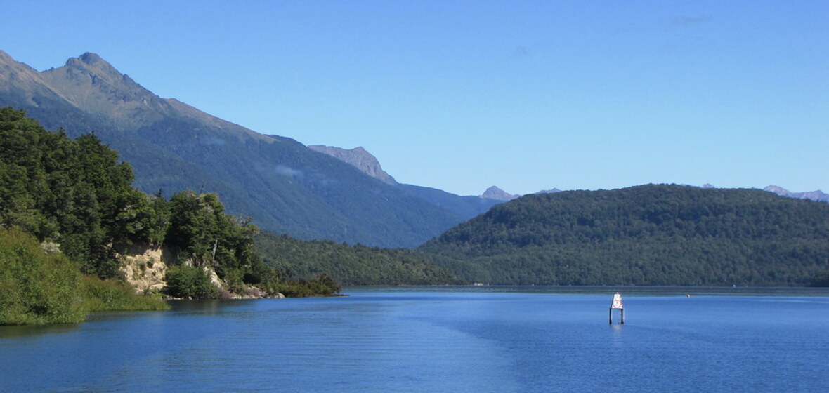 Photo of Manapouri