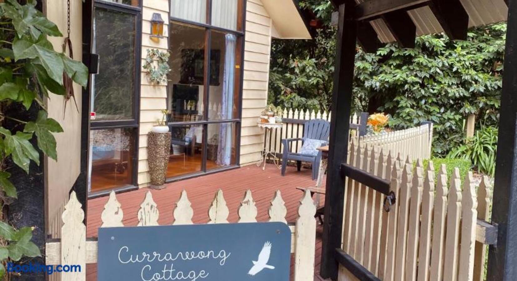 Currawong Cottage - Entrance