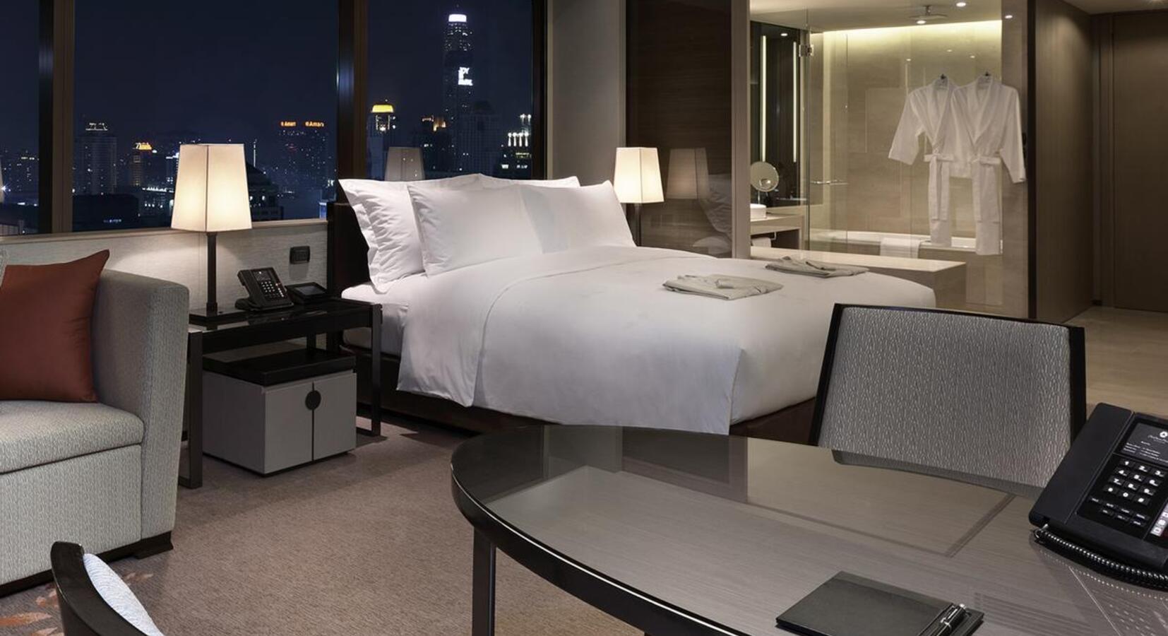 Deluxe room with panoramic view