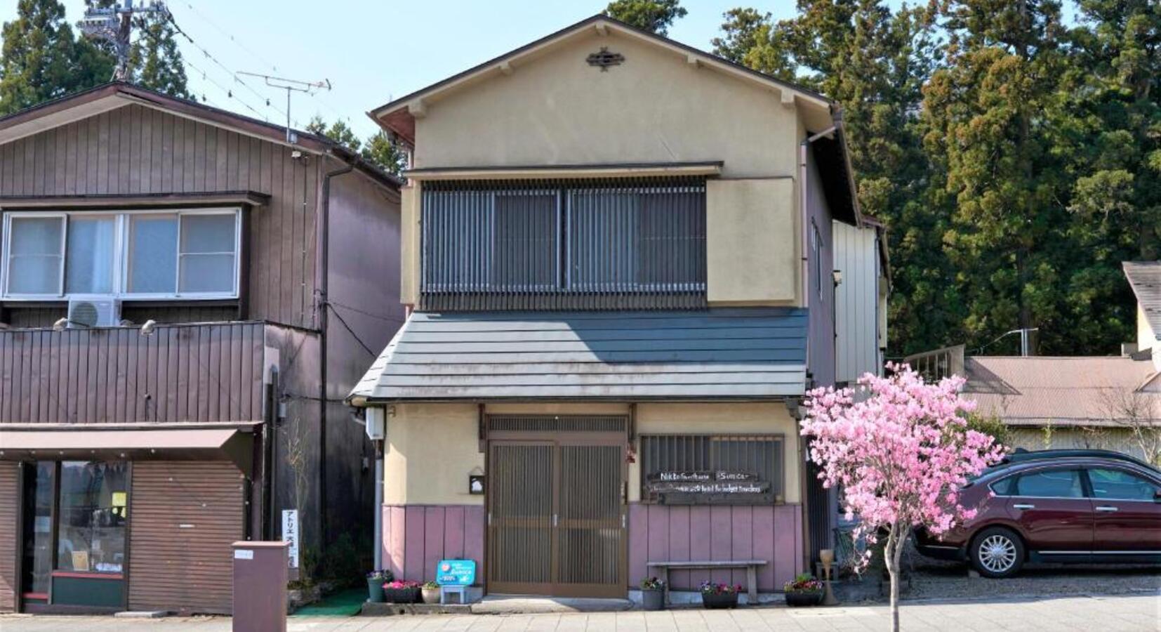 Guesthouse Exterior