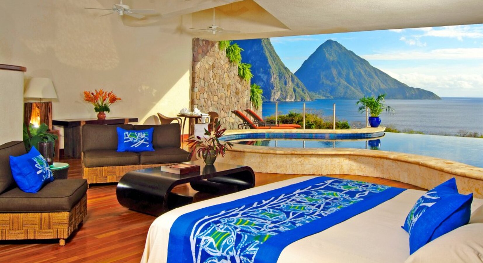 Photo of Jade Mountain