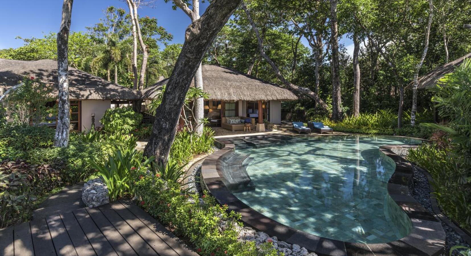 One-bedroom pool villa