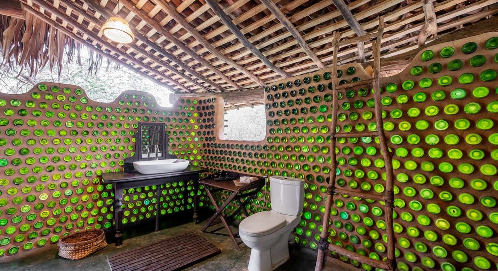 Lodge Bathroom 