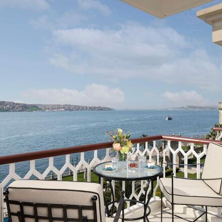 The 7 Best Istanbul Hotels on the banks of the Bosphorus