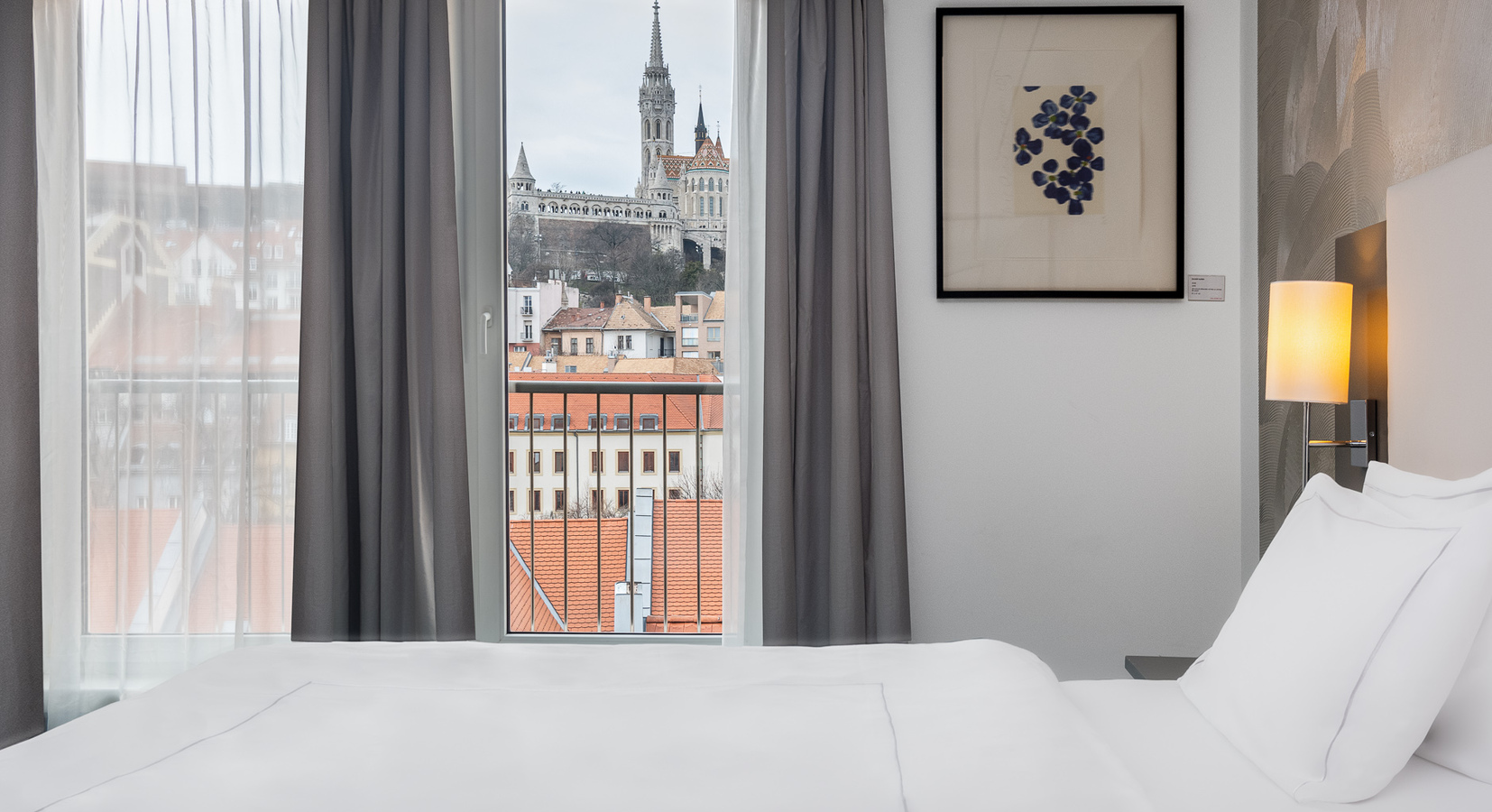 Park Plaza Budapest Superior room with Castle view