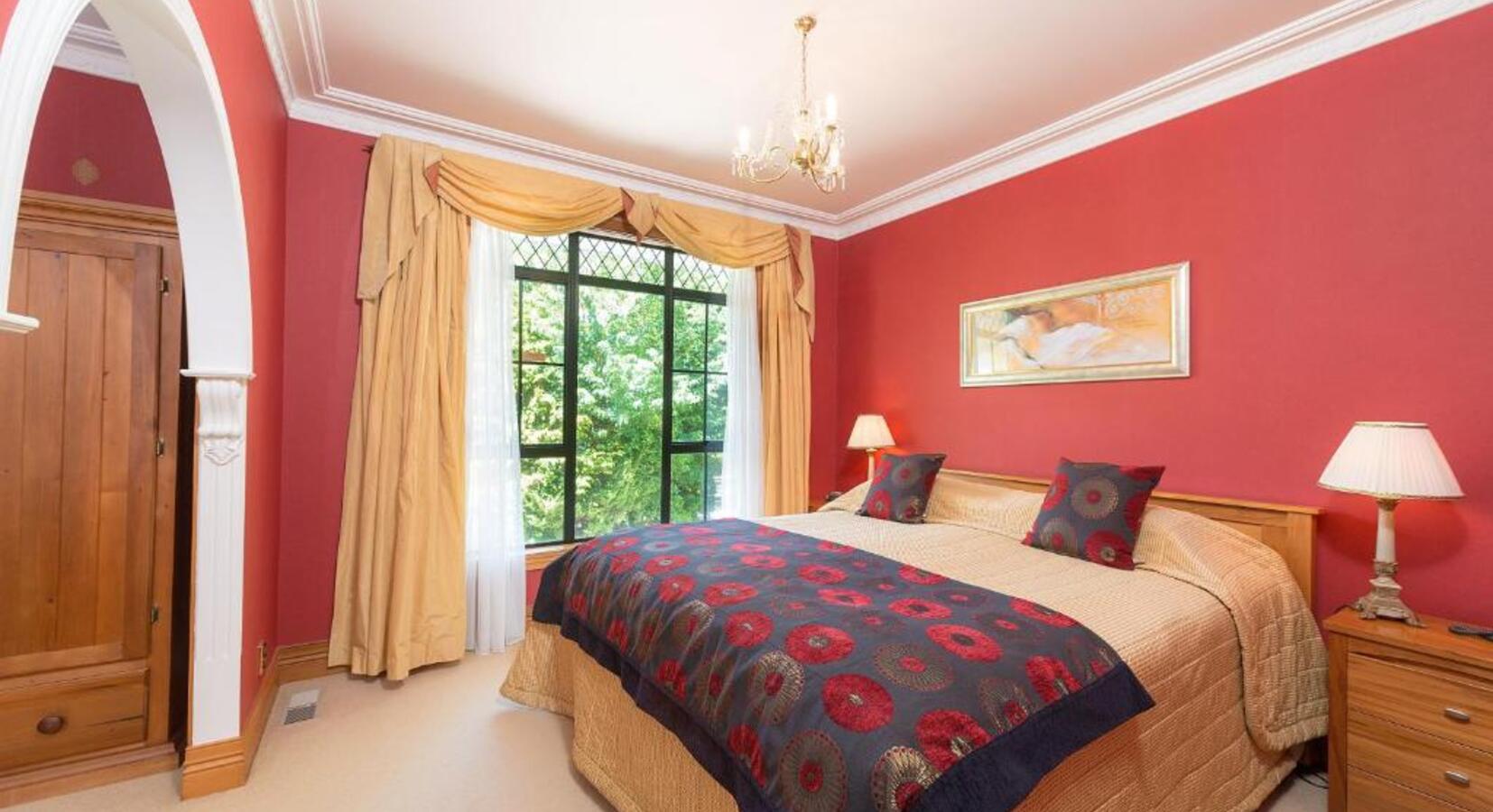 Red Bedroom 