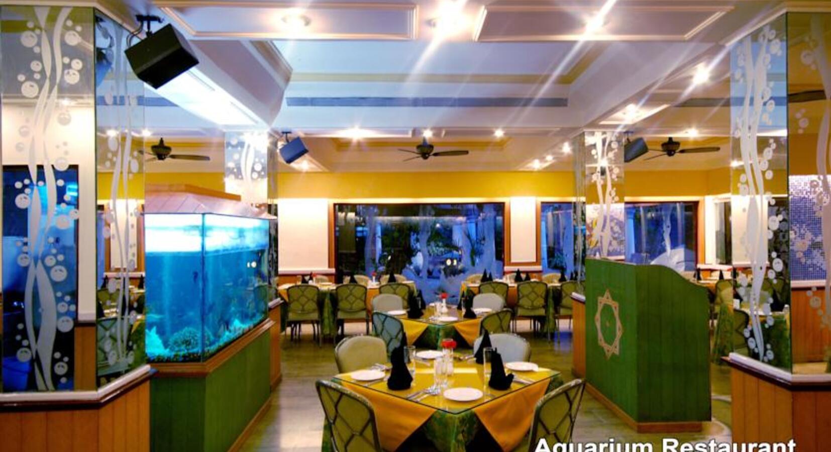 Aquarium restaurant