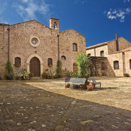 Abbazia Santa Anastasia