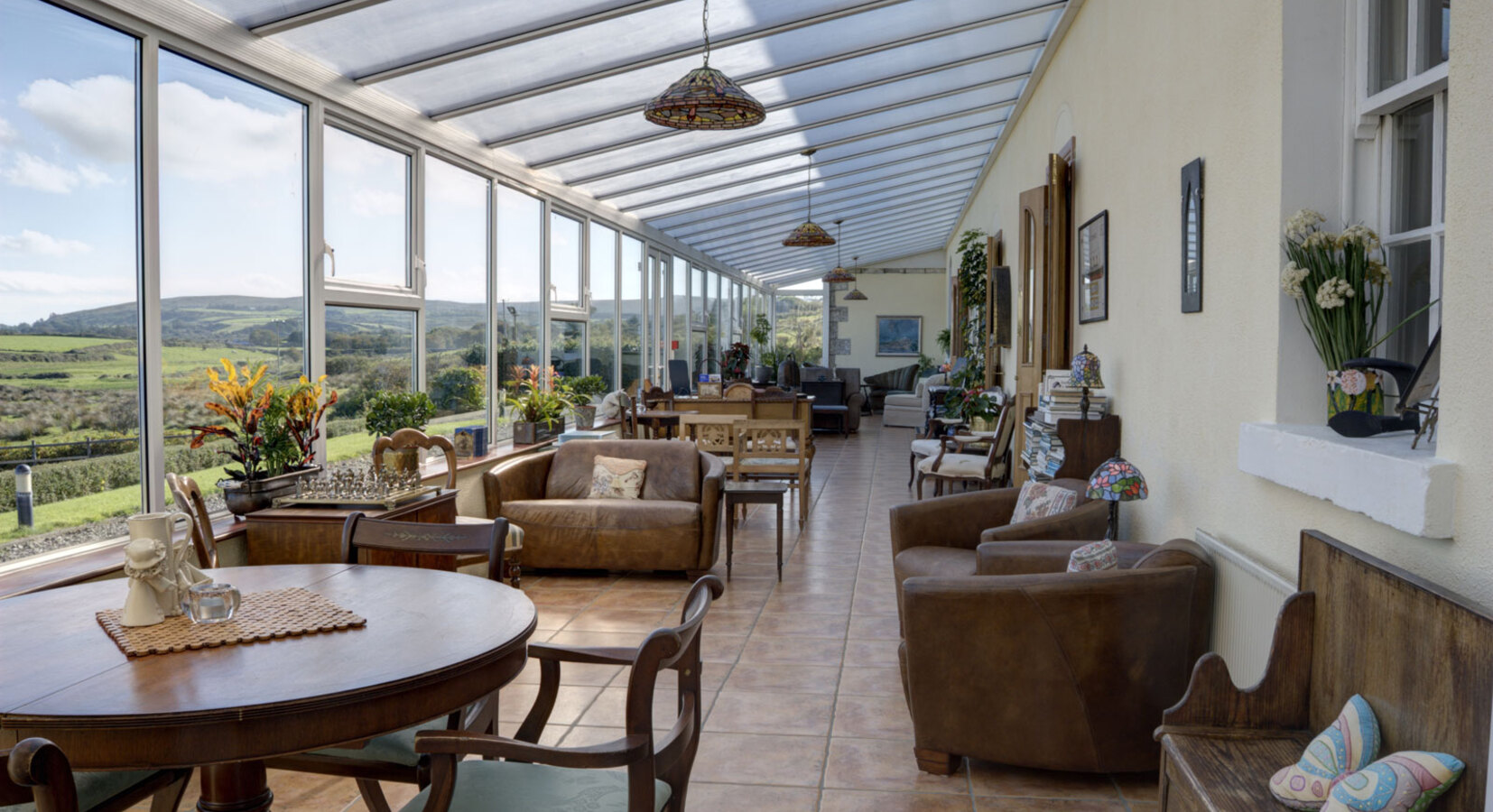 Conservatory lounge